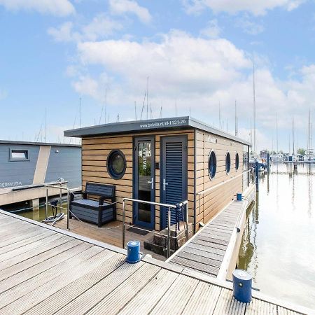 Comfortable Houseboat In Volendam Marina Eksteriør bilde