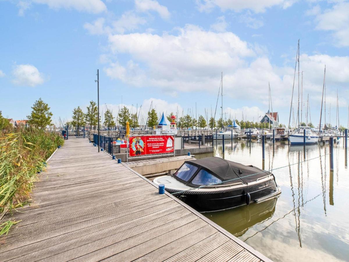 Comfortable Houseboat In Volendam Marina Eksteriør bilde